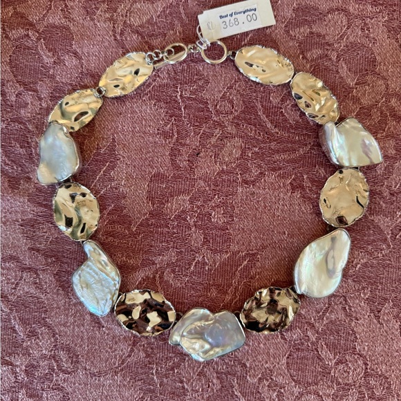 Mother of Pearl Necklace - Picture 1 of 2